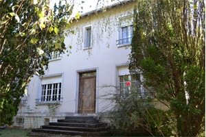maison-villa à la vente -   86270  LA ROCHE-POSAY, surface 222 m2 vente maison-villa - APR721853